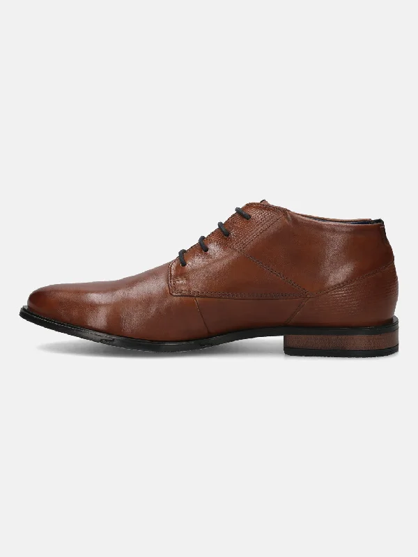 bugatti Cognac Premium Leather Chukka Boots