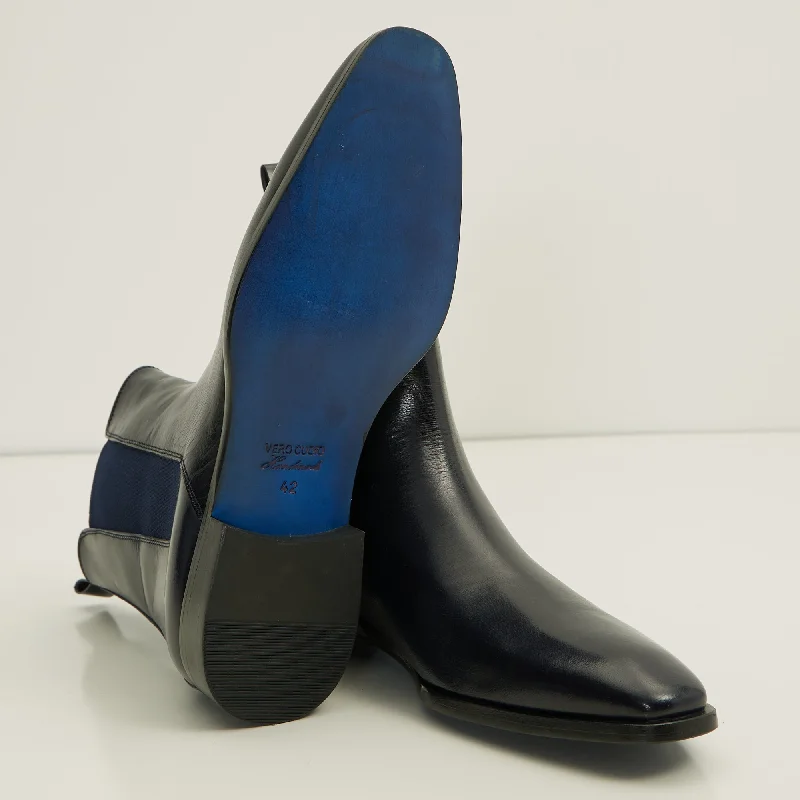 Leather Essential Chelsea Boot - Navy Buffalo