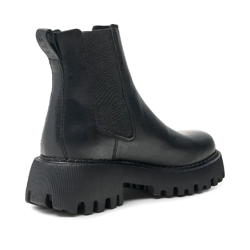 Posey Chelsea Leather Boot - Black