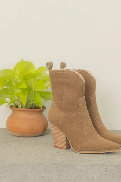 Ariella - Western Short Boots {Khaki, Brown, White}