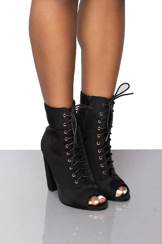 Vanguard Lace Up Bootie- Black