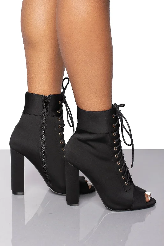 Vanguard Lace Up Bootie- Black