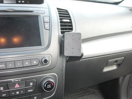 Angled Dash Mount for Kia Sorento