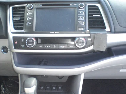 Angled Dash Mount for Toyota Highlander