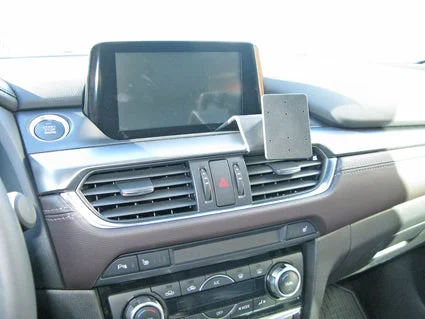 Angled Dash Mount for Mazda 6