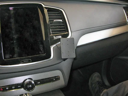 Angled Dash Mount for Volvo XC90